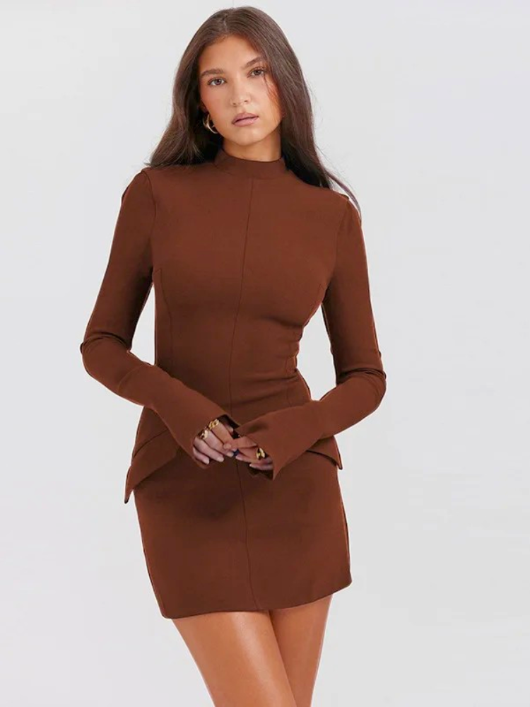 Vestido Curto Manga Longa