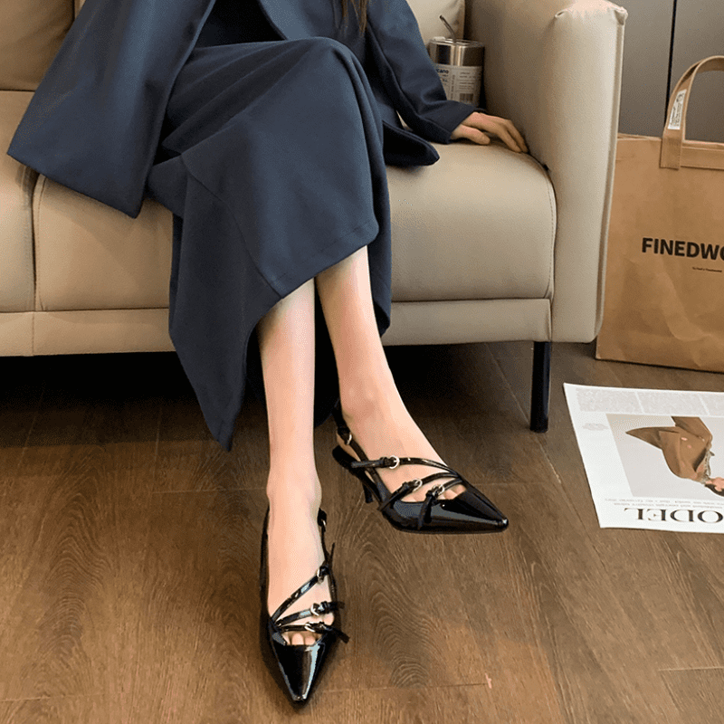 Sapato Slingback Salto Baixo Preto