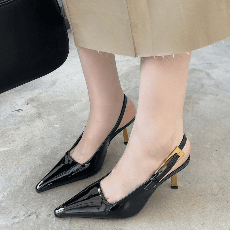 Scarpin Slingback Verniz Salto Fino