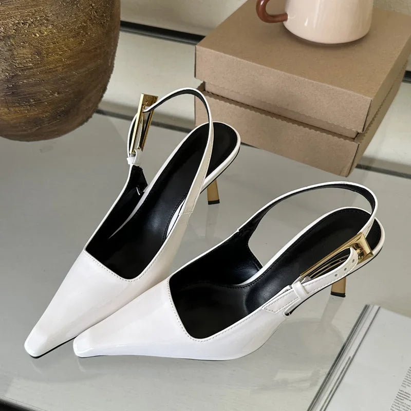 Scarpin Slingback Verniz Salto Fino