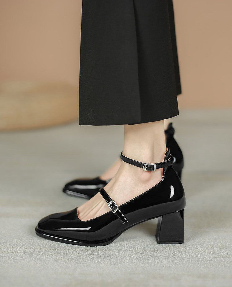 Sapato Feminino Mary Jane de Couro com Fivela Dupla Preto