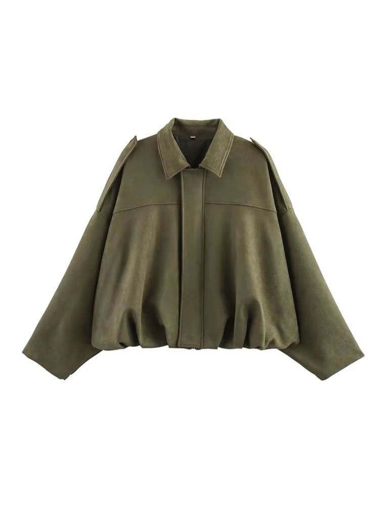 Jaqueta bomber feminina em suede verde militar oversized com fechamento em zíper, coleção Inverno 2026 Moda Origem.