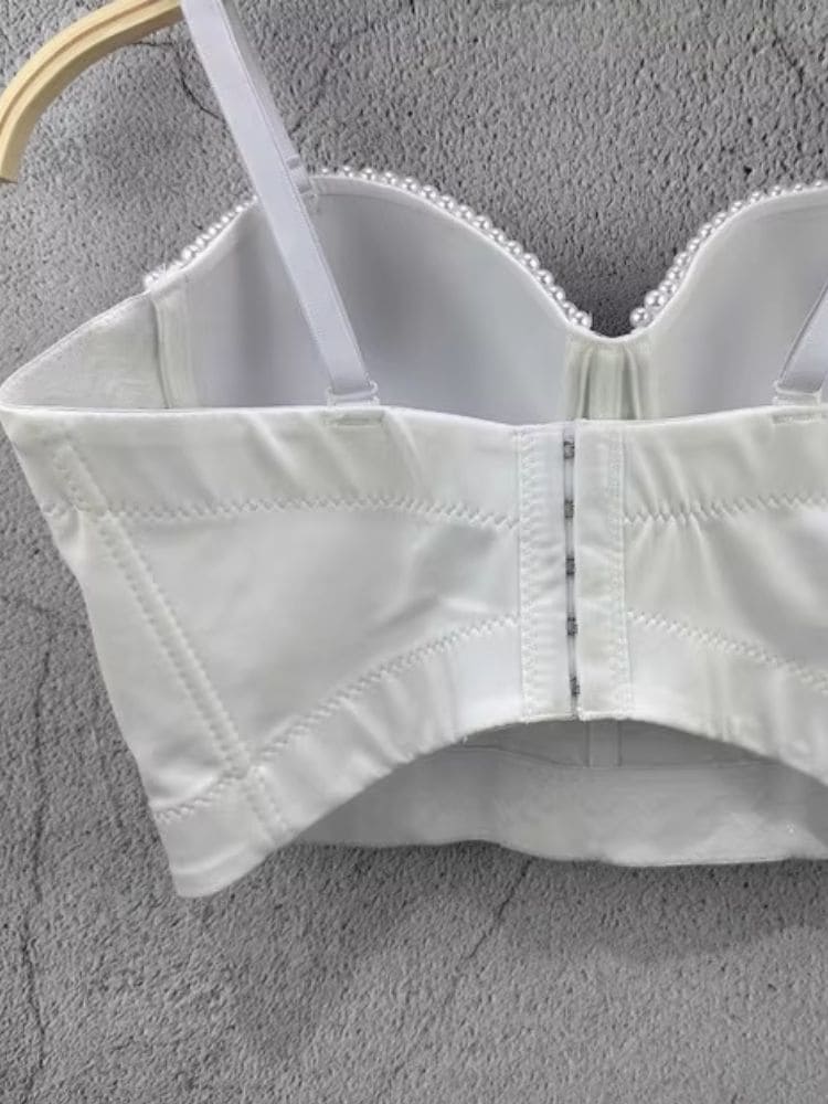 Top Cropped Festa com Pérolas Preto Moda Origem, ajuste reforçado nas costas e alças ajustáveis