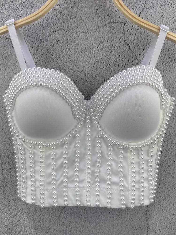Top Cropped Festa com Pérolas Branco Moda Origem, detalhes de fileiras de pérolas e ajuste reforçado nas costas