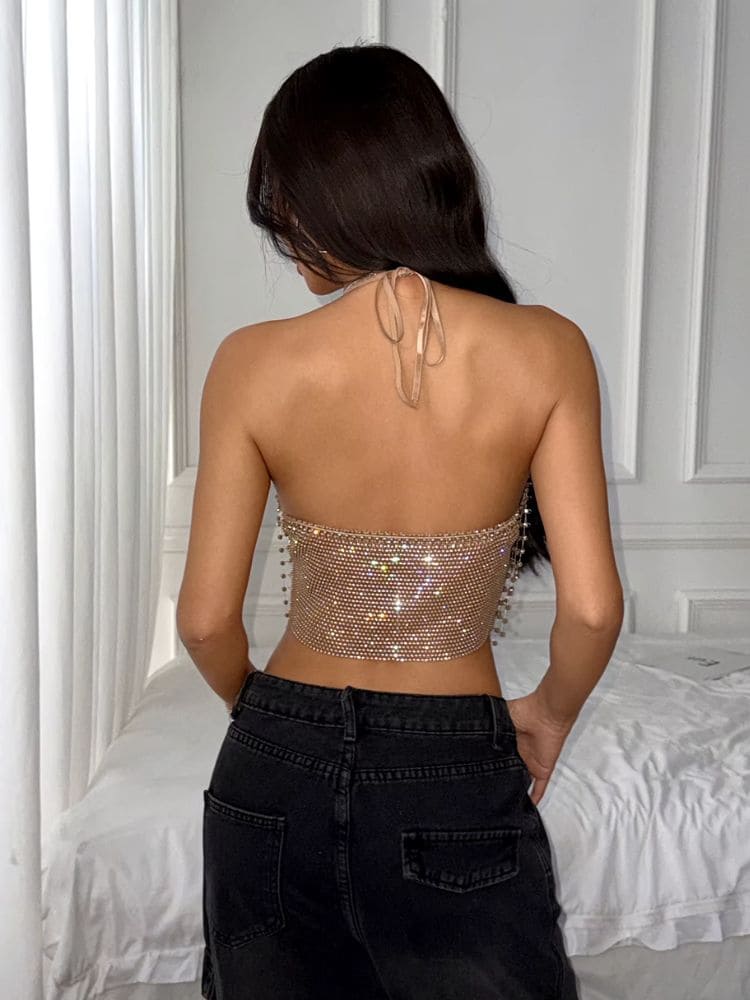 op Cropped para verão com cristais dourados da Moda Origem – Visual elegante para baladas e festas