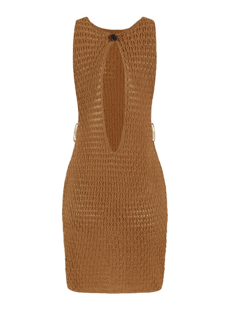 Vestido Curto Feminino Crochê Boho Praia marrom mostrando decote costas em formato gota, Moda Origem